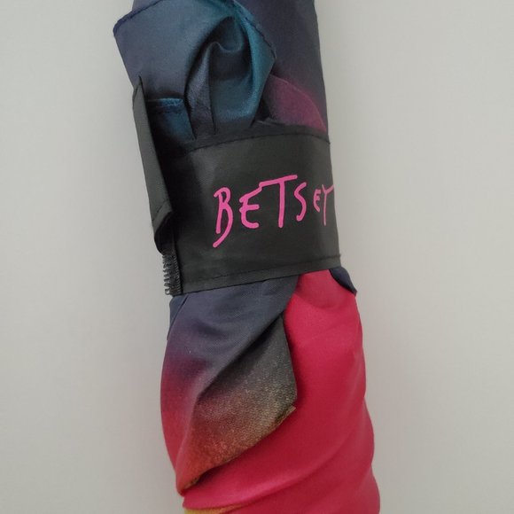 Betsey Johnson Rainblow Umbrella - Picture 4 of 6